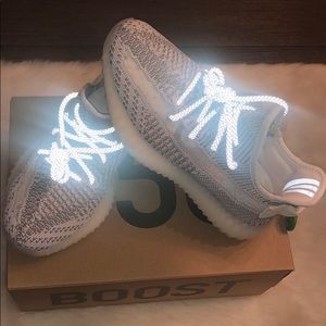 Adidas yeezy boost 350 v2 static. ** SOLD**